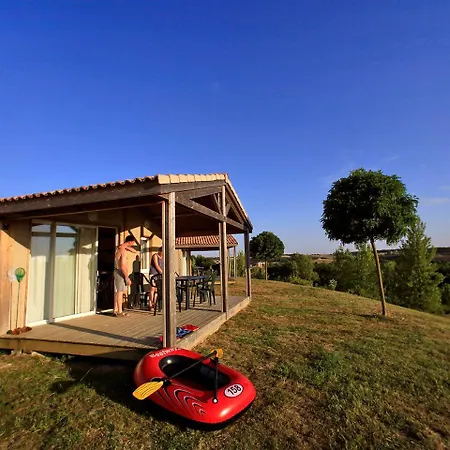 Holiday Hameaux Des Lacs.1 * Monclar-de-Quercy